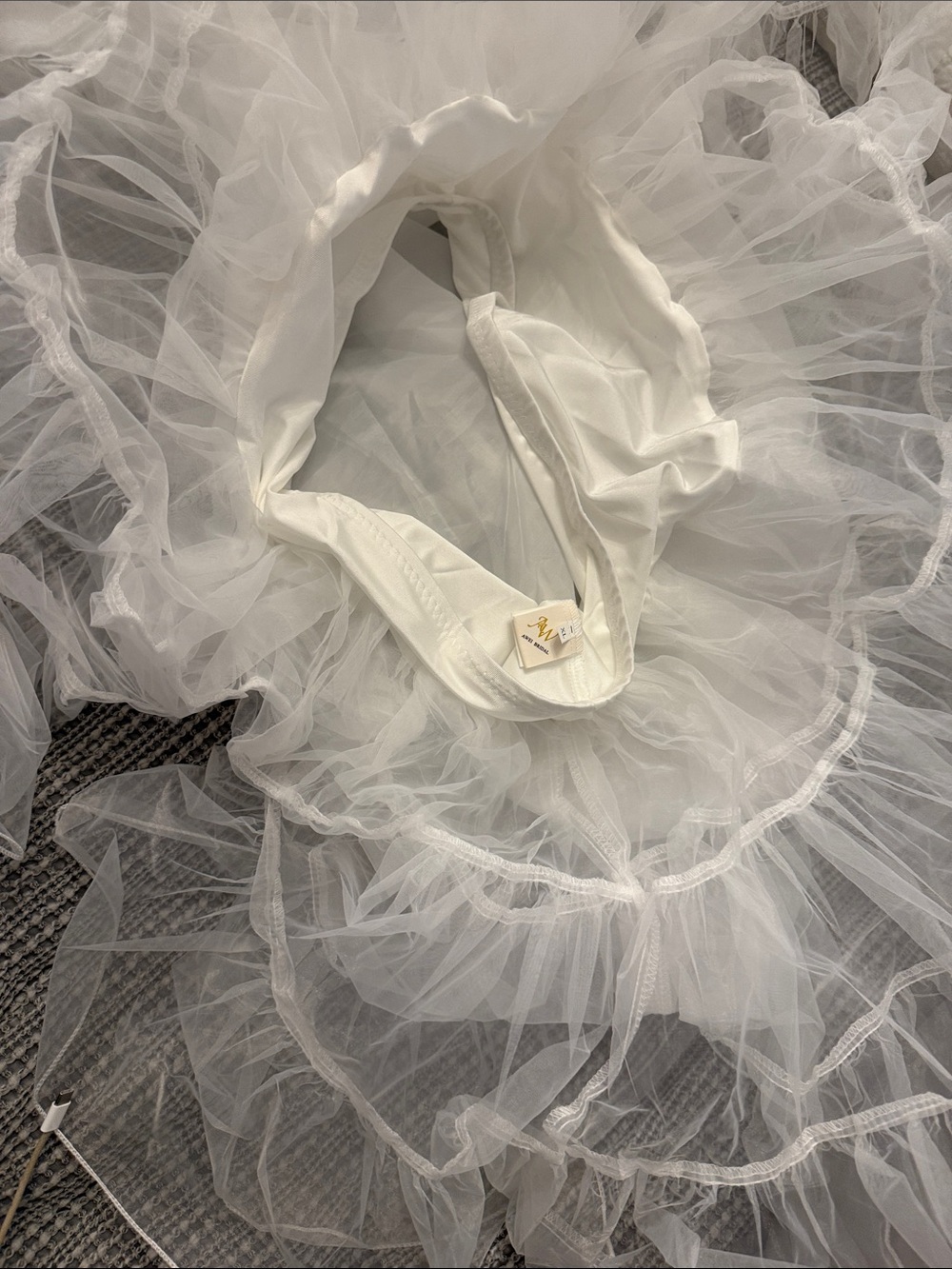 White Layered Tulle Petticoat Slip Skirt by awei bridal xl